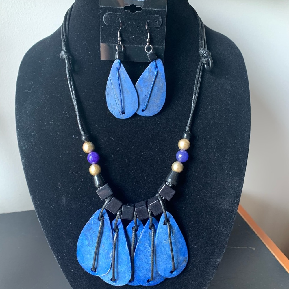 Necklace and matching earrings